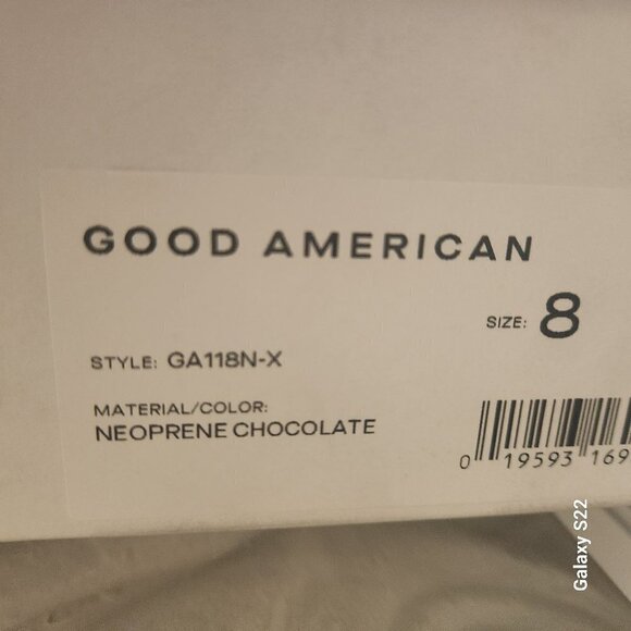 NIB Good American - High Kickstand Boots - Neoprene Chocolate. NIB. Various - Picture 9 of 10